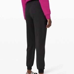 Lululemon Keep Moving Black Jogger Pants Size 4